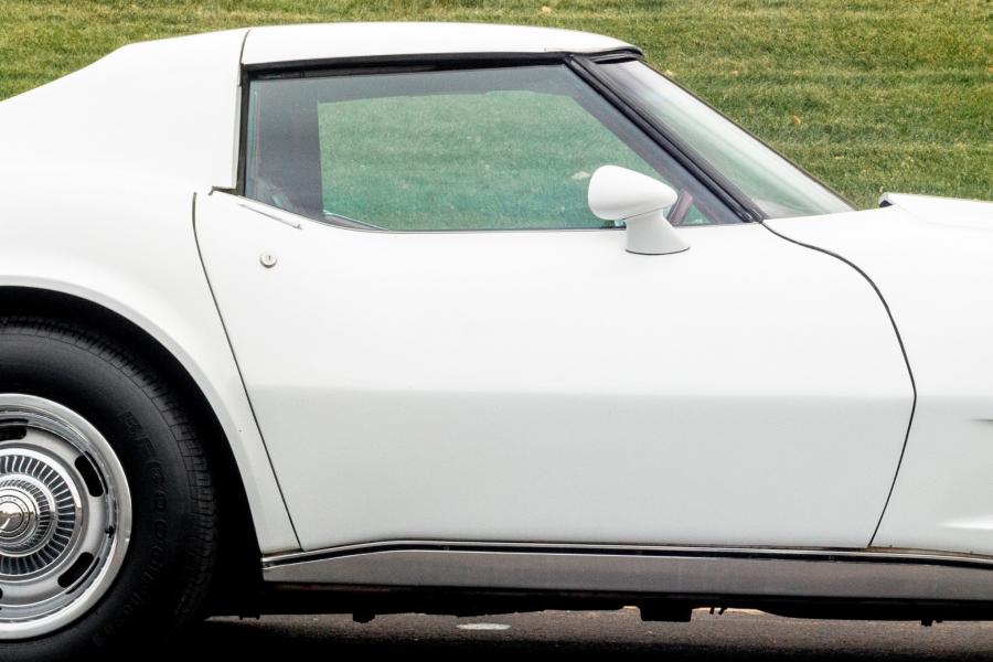 Детали экстерьера Chevrolet Corvette (1YZ67) 1977 года  (фото 33 из 66)